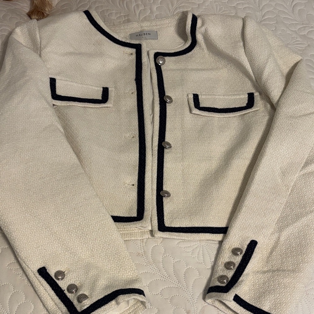 Hausen Cream Bouclé Crop Jacket with Navy Trim